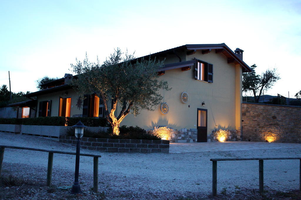 Agriturismo Sole Luna Piano Delle Pieve Bagian luar foto
